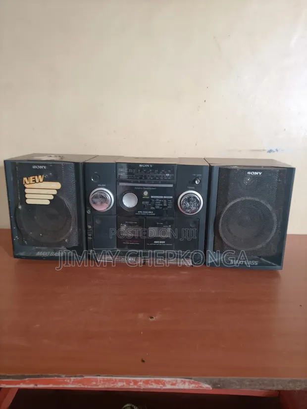 Sony Max Analog Radio - 1