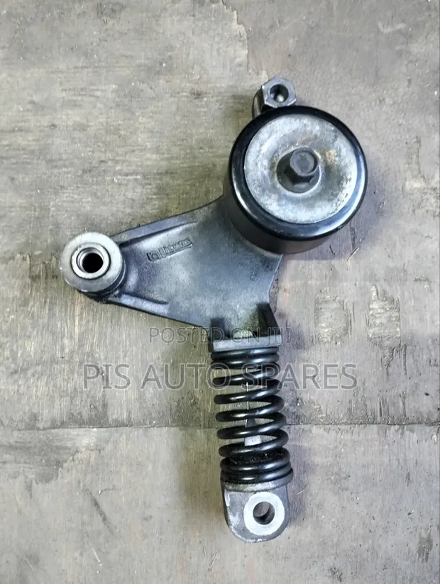 Toyota Noah Tensioner (Old Model) - 1