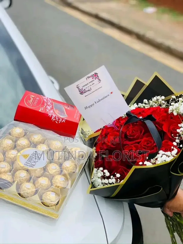 Fresh Flower Bouquet by Mutinda Florist - 1