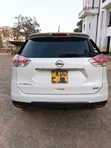 Nissan X-Trail 2016 Pearl - 2