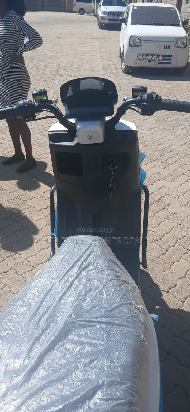 New Electric Scooter 2026 Blue - 1