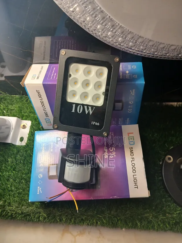 10W SMD Motion Sensor Light - 1
