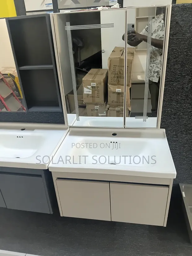 Zang Modern Bathroom Vanity Unit with Mirrored Cabinet - 1
