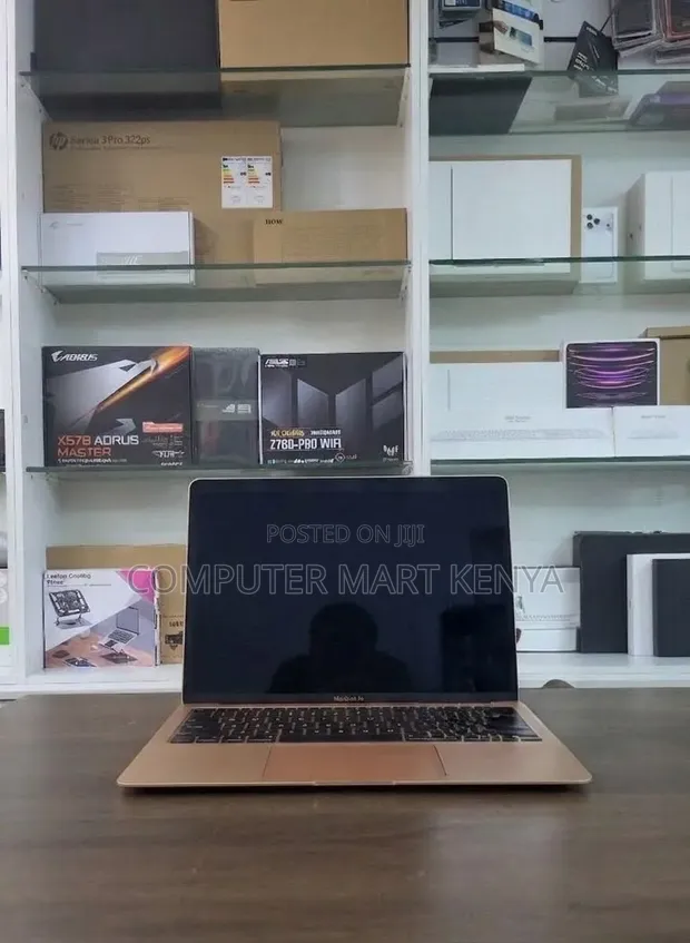 Apple MacBook Air 2019 8GB RAM 256GB SSD - Dhahabu - 1