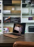 Apple MacBook Air 2019 8GB RAM 256GB SSD - Dhahabu - 3
