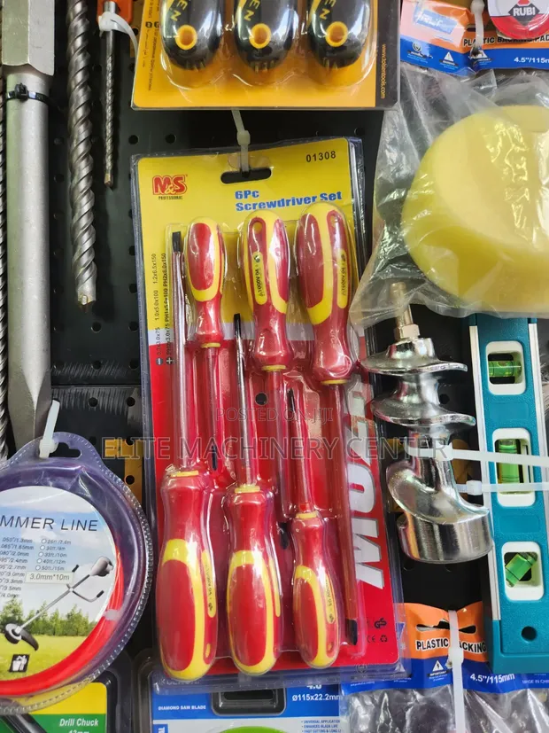 Tolsen Screwdriver Set ya Vipande 6 Vilivyowekwa Maboksi (Model 01308) - 1