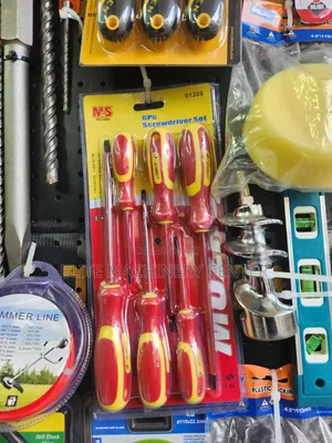 Tolsen Screwdriver Set ya Vipande 6 Vilivyowekwa Maboksi (Model 01308)