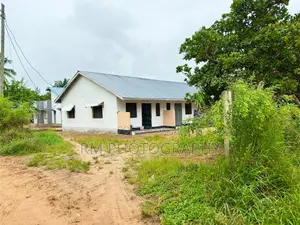 5-Bedroom House for Sale in Ramisi