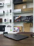 Apple MacBook Air 2019 13" 8GB RAM 512GB SSD - 4
