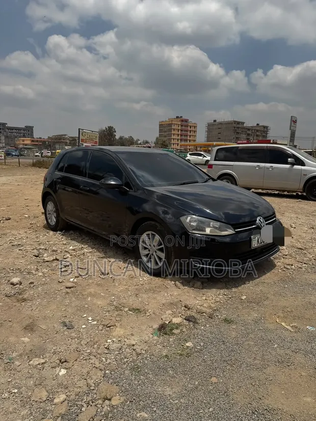 Volkswagen Golf 2013 Black - 1