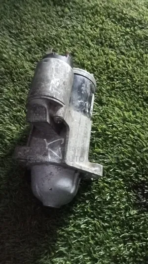 Starter Motor ya Mazda Demio ZJ (Iliyotumika)