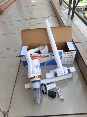 ElectroMate Kisafishaji Kisicho na Kamba chenye Vifaa