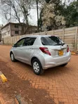 Toyota Vitz 2016 Silver - 2
