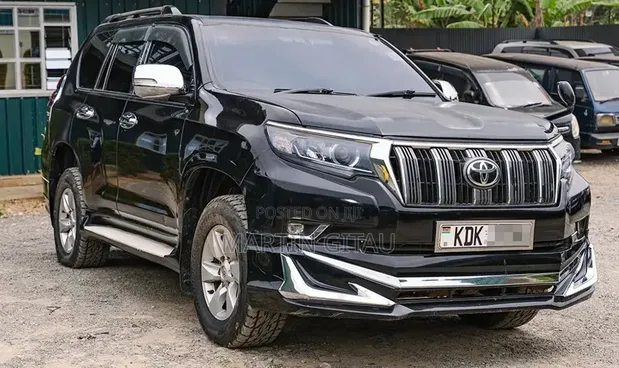 Toyota Land Cruiser Prado 2015 Black - 1