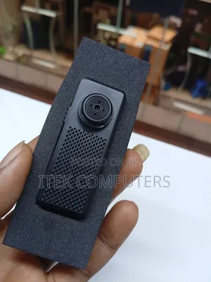 Kamera Ndogo ya CCTV ya Kitufe na Maikrofoni kwa Ufuatiliaji wa Ofisi