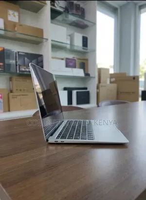 Apple MacBook Air 2019 8GB RAM 256GB SSD