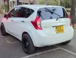 Nissan Note 2012 Nyeupe - 4