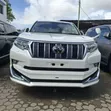Toyota Land Cruiser Prado 2.7 2019 Nyeupe - 1