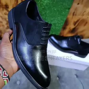 Gudprize Official Sneakers - Brand New