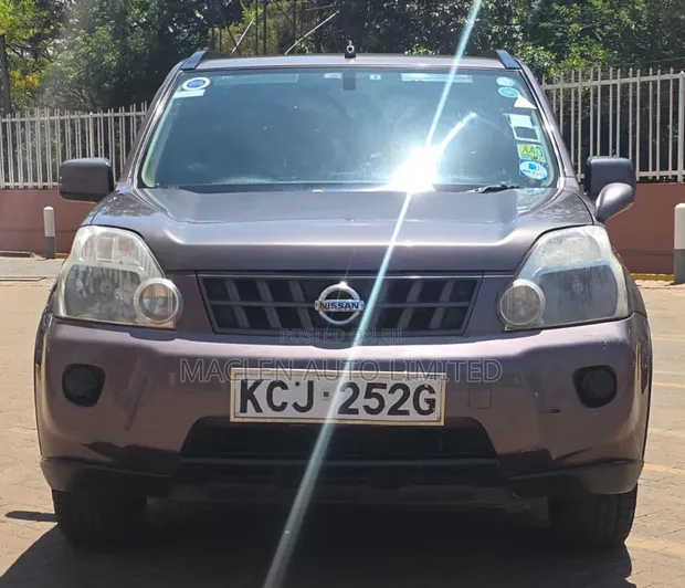 Nissan X-Trail 2009 Gray - 1
