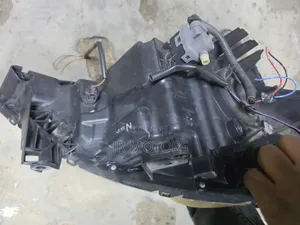 Nissan Tiida 2008-2010 Headlights (Non-Xenon)