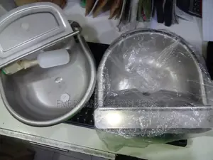 Kinywaji cha Maji cha Ng'ombe cha Kujaza Kiotomatiki cha Chuma cha Kutuliza