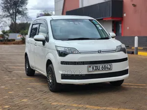 Toyota Spade 1.5 2019 White