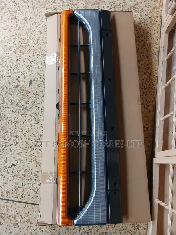 Mitsubishi Canter Grill & Bumper (Long/Short Cabin) - 1