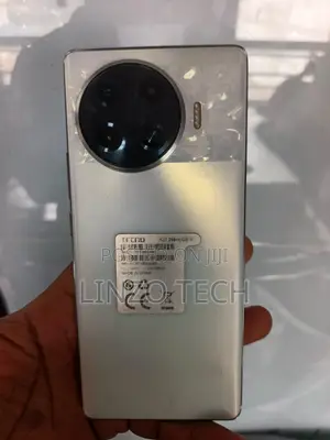 Tecno Spark 20 Pro Plus 256GB Nyeupe