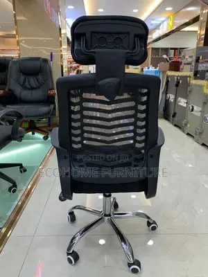 Executive Mesh Office Chair with Headrest