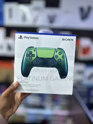 PlayStation DualSense Wireless Controller - Chroma Teal