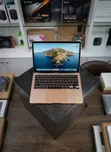Apple MacBook Air 2018 16GB RAM, 256GB SSD - 1