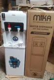 Mika Nyeupe ya Tap 2 ya Maji ya Moto na Baridi - 2