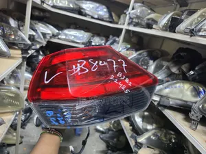 Nissan X-Trail NT32 Backlights (Zilizotumika)