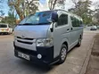 Toyota HiAce 2015 Nyeupe - 2