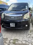Toyota Noah 2.0 FWD (Viti 8) 2014 Nyeusi - 4