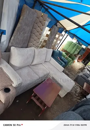 Kochi ya Kisasa ya Kona ya Sehemu 6 na Meza ya Kahawa