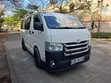 Toyota HiAce 2012 Commuter - 3
