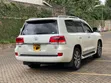 Toyota Land Cruiser 4.6 V8 ZX 2016 Nyeupe - 5
