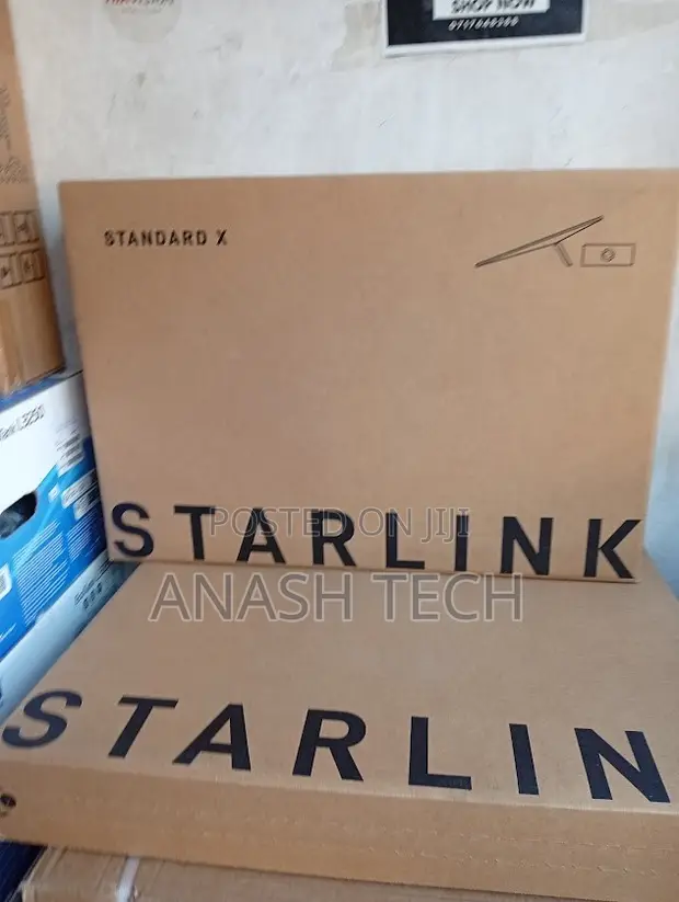 Starlink Gen 4 SpaceX V3 Standard Kit Wi-Fi System - 1