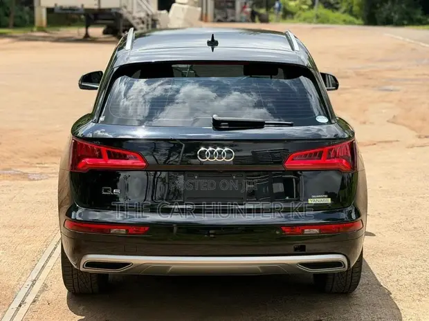 Audi Q5 2.0T Premium AWD quattro 2019 - 1