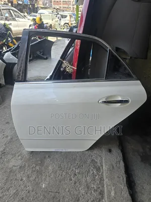 Toyota Mark X GRX120 Rear Door LH (2005-2008)