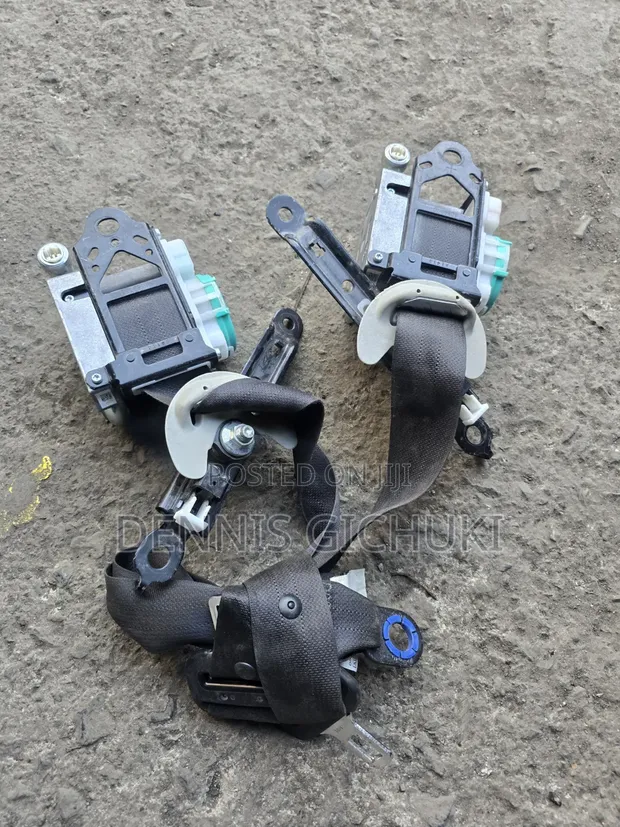 Toyota Land Cruiser Prado 150/160/165 Safety Belts - 1
