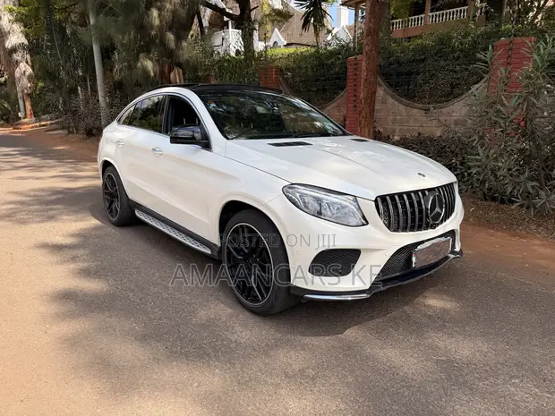 Mercedes-Benz GLE 350d 4MATIC 2017 White - 1