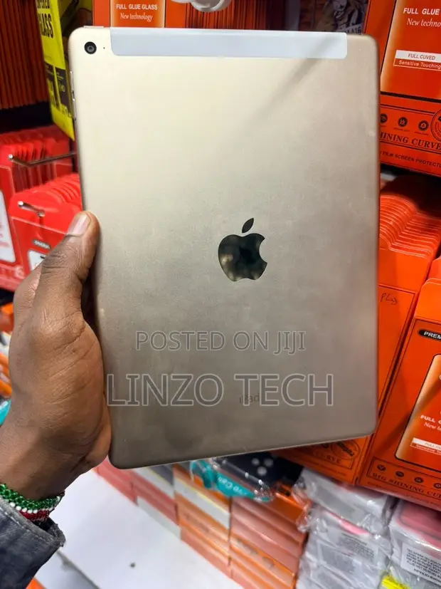 Apple iPad Air 2 64GB Gray - 1