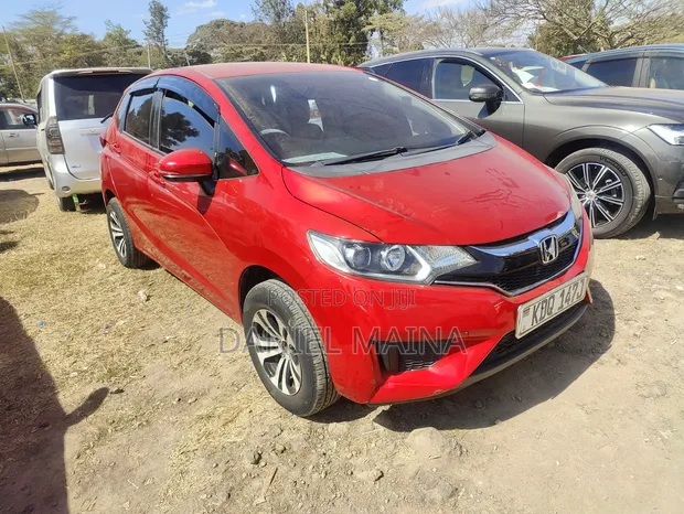 Honda Fit 2017 Red - 1