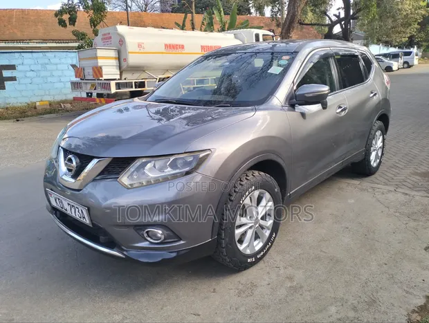 Nissan X-Trail 2016 Gray - 1