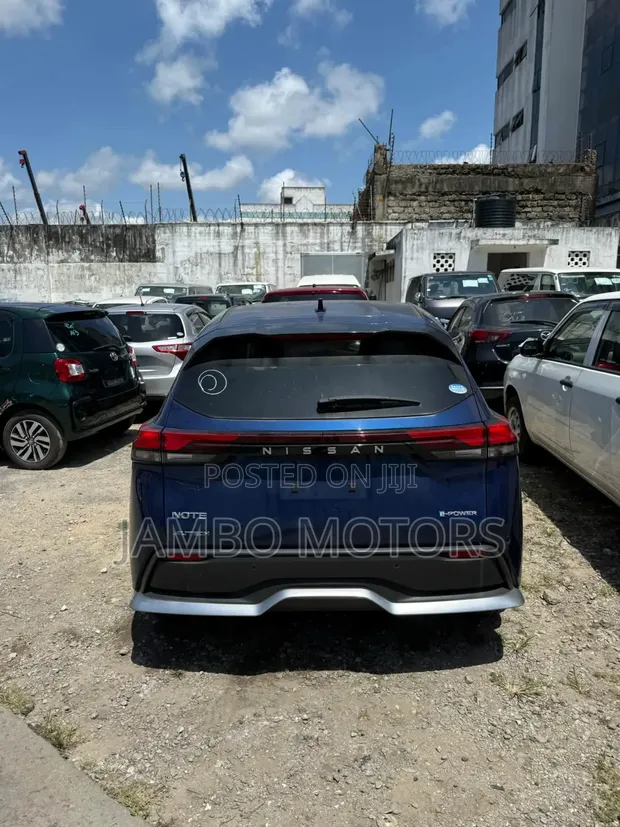 Nissan Note Aura e-Power 2021 Blue - 1