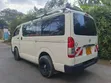 Toyota HiAce 2011 Commuter - 4