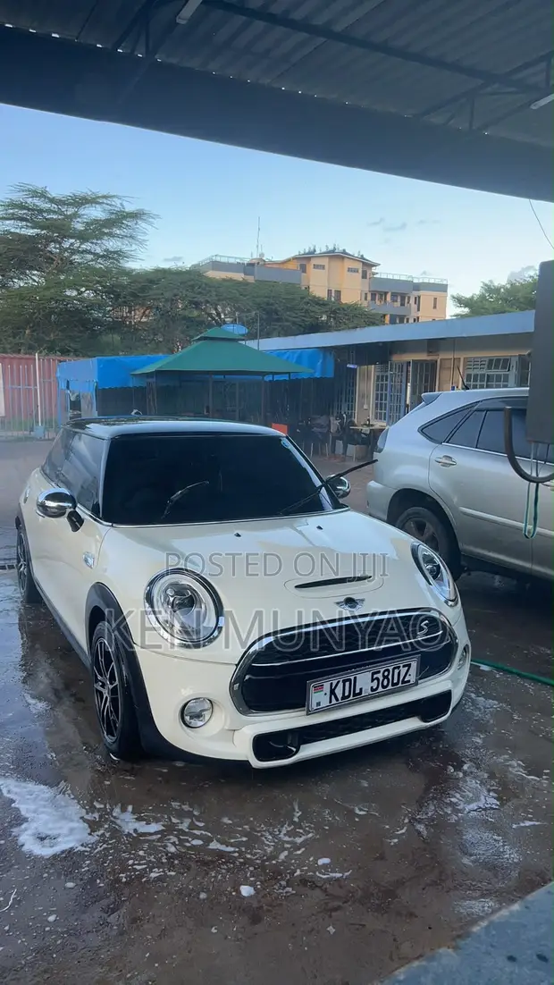 Mini Cooper Sport 2016 - Nyeupe - 1